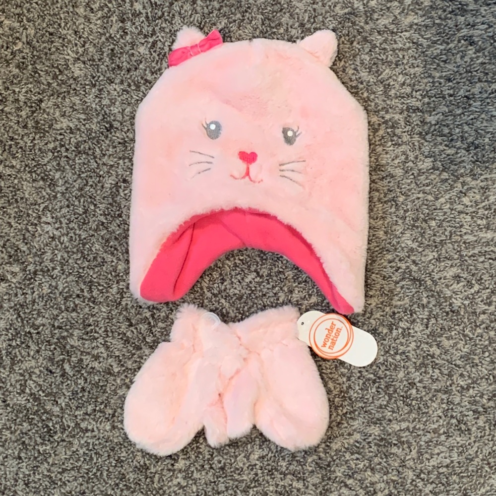 Little Girl's Hat & Mittens Set